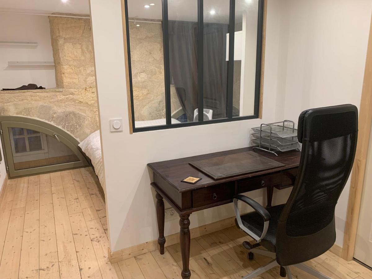 Chambre Avec Salle De Bain Et Cuisine Privee Centre Ville Historique Avec Climatisation Et Patio Bordeaux Ngoại thất bức ảnh